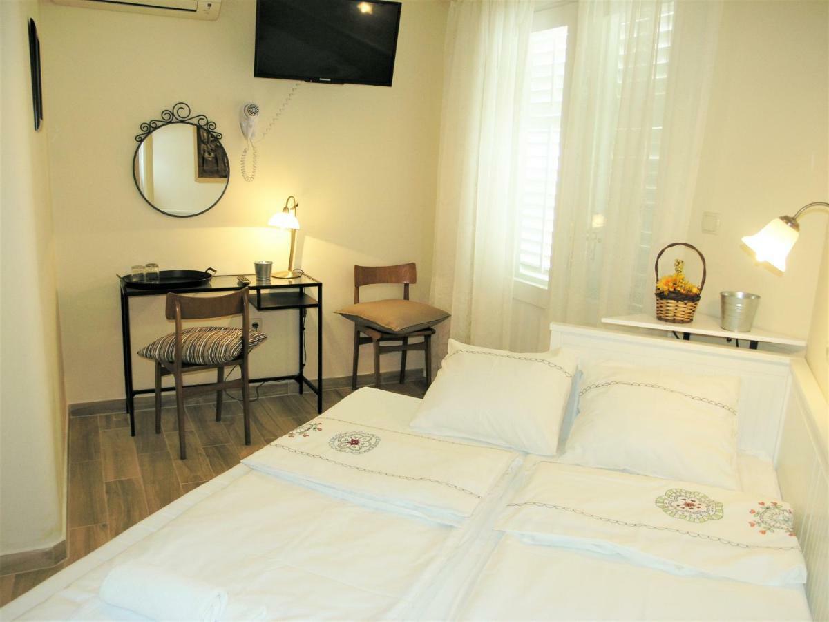 Готель House Rozi Palit Номер фото